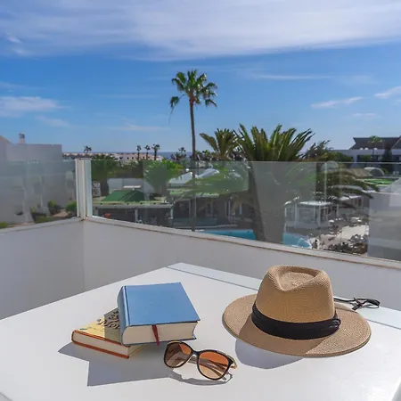 Siroco - Adults Only 18 Апарт-отель 3*